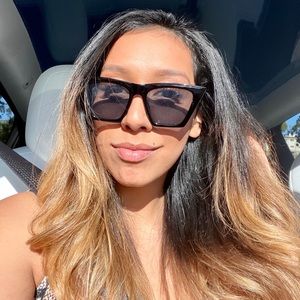 Meet your Posher, Monica